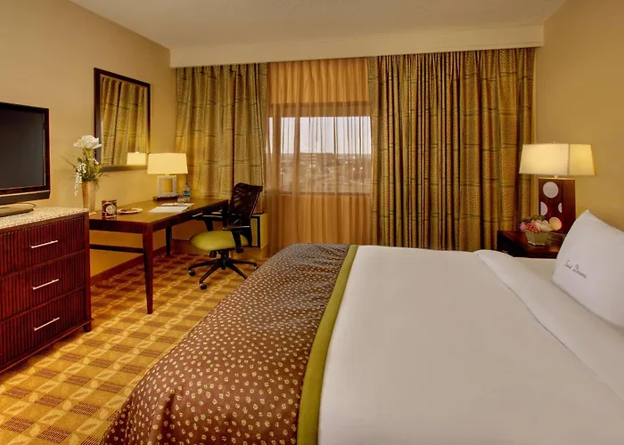 Doubletree By Hilton Little Rock