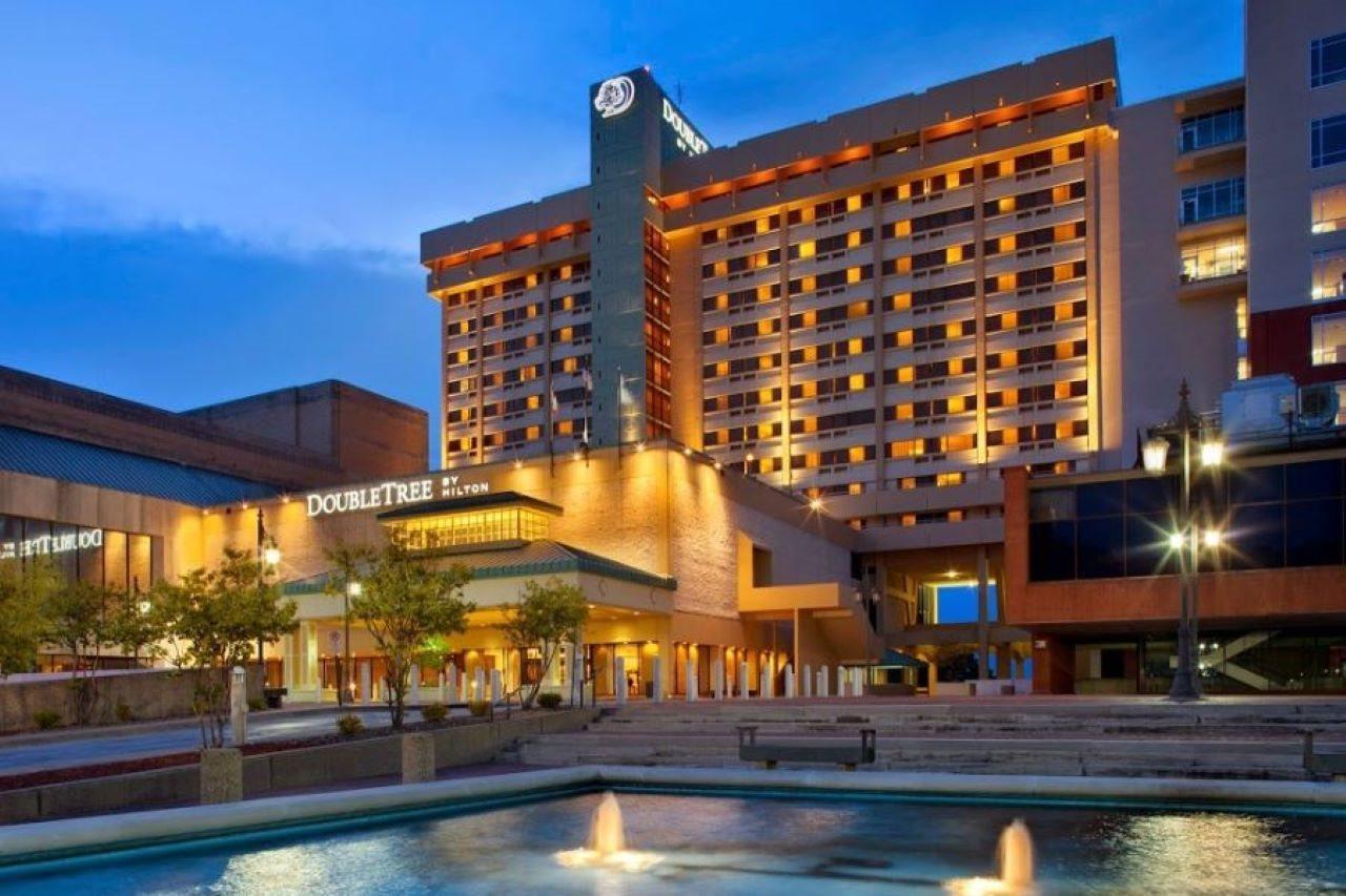 Doubletree By Hilton Hotel Little Rock
