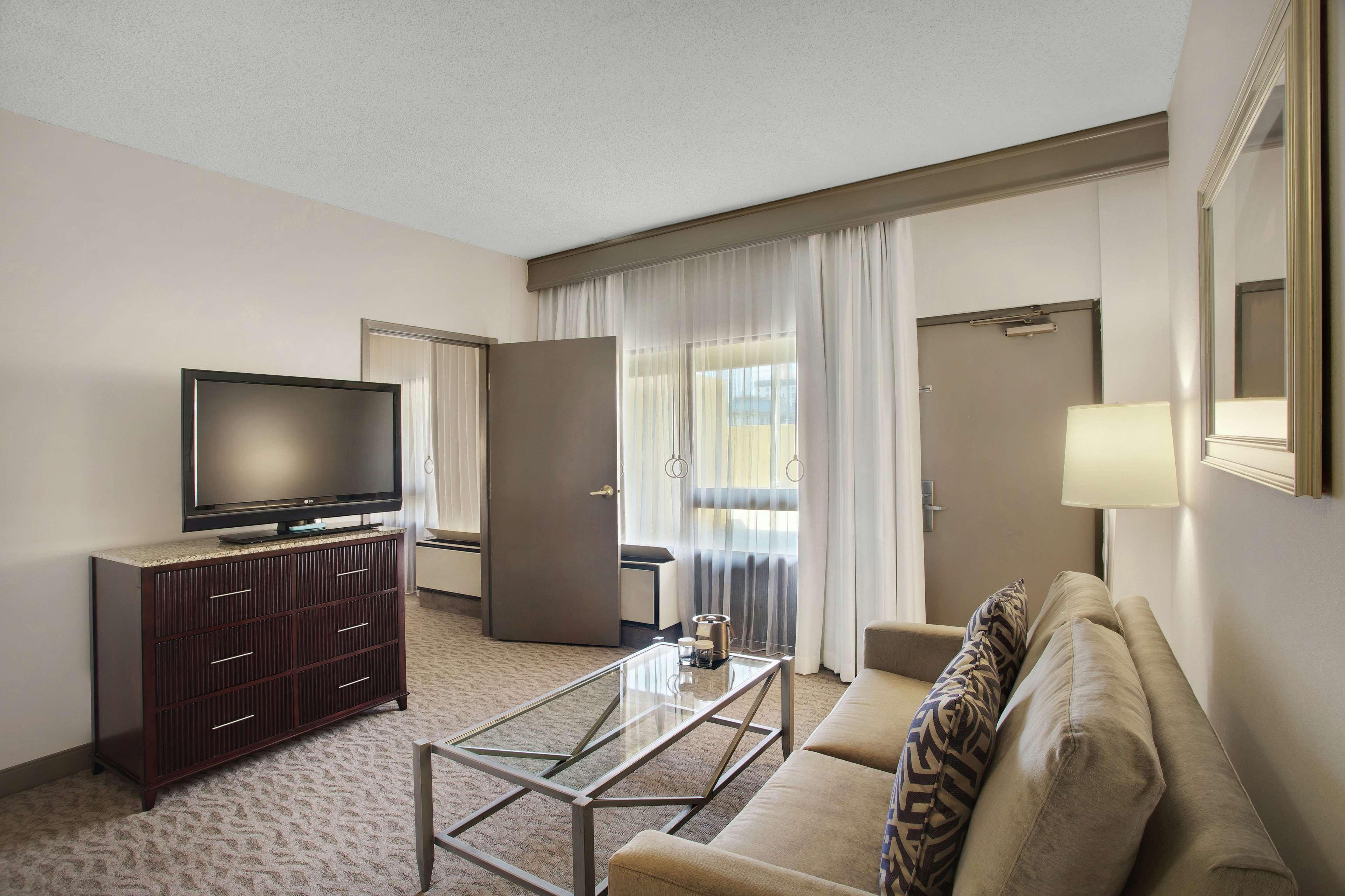 Hotel Doubletree By Hilton Little Rock