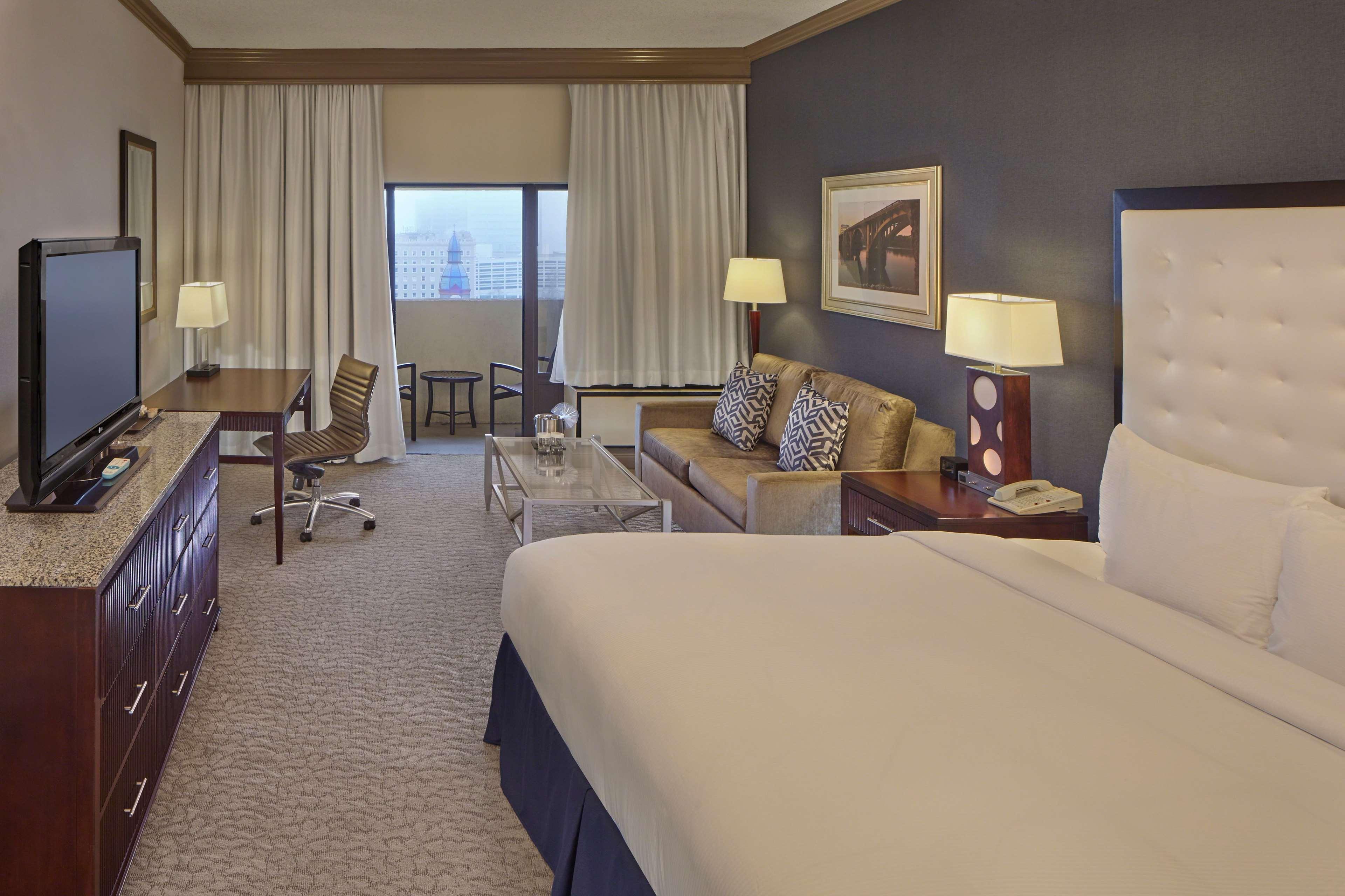 Doubletree By Hilton Hotel Little Rock