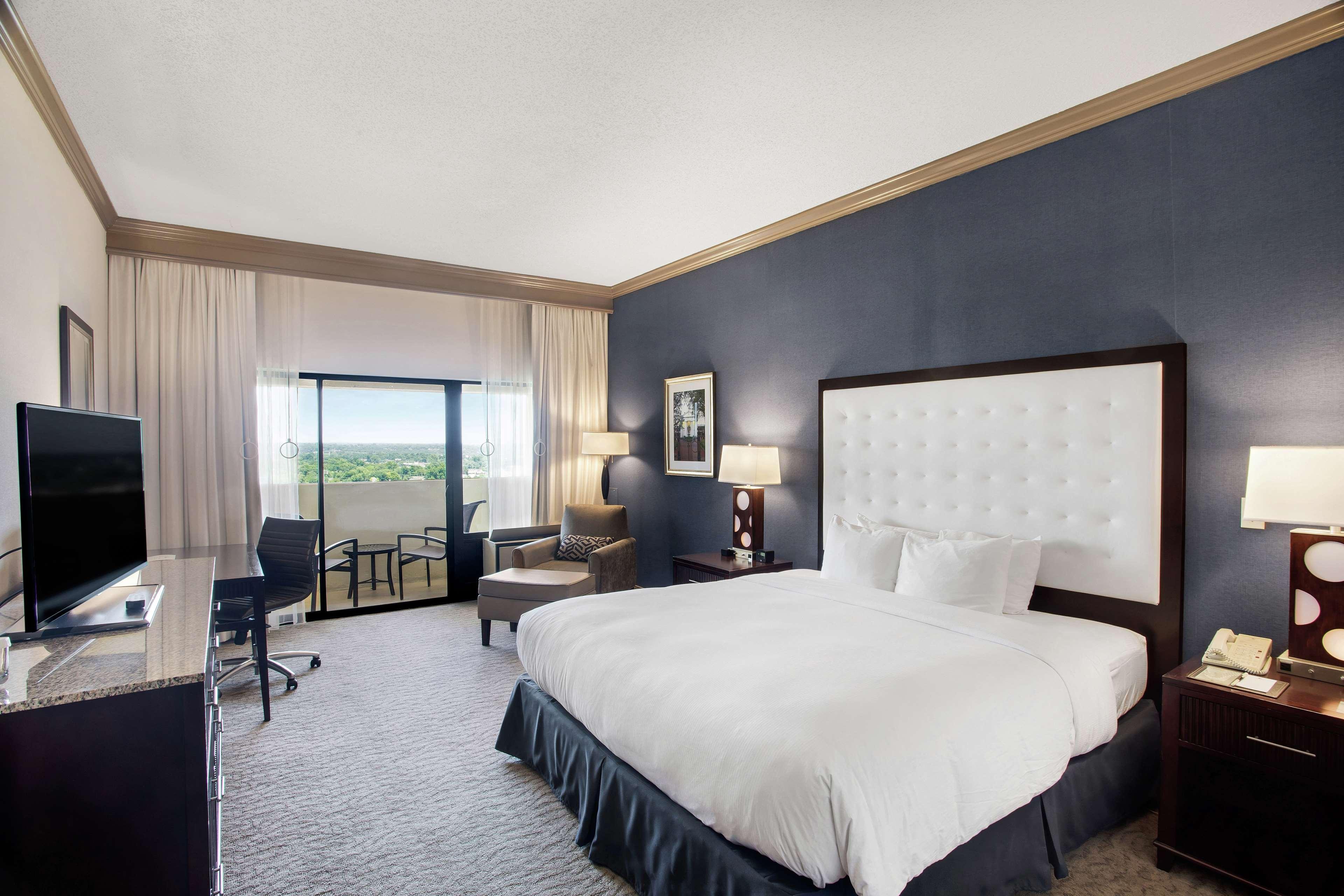 Hotel Doubletree By Hilton Little Rock