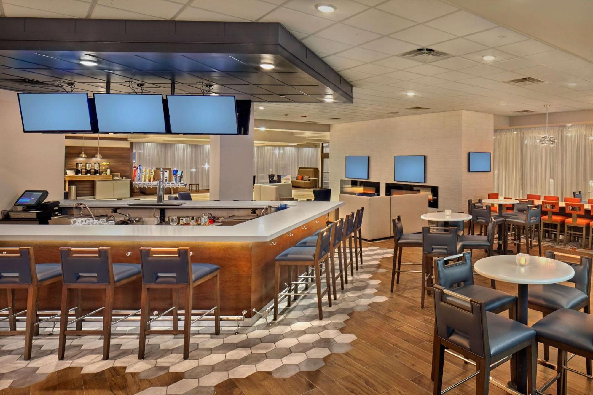 Doubletree By Hilton Hotel 3*