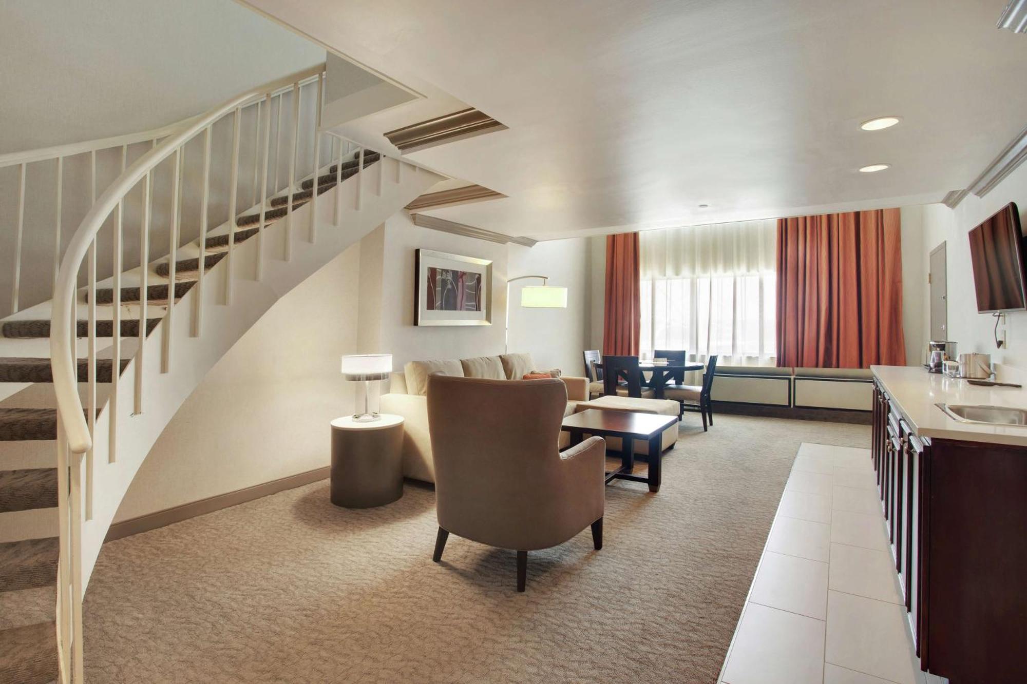 Hotel Doubletree By Hilton