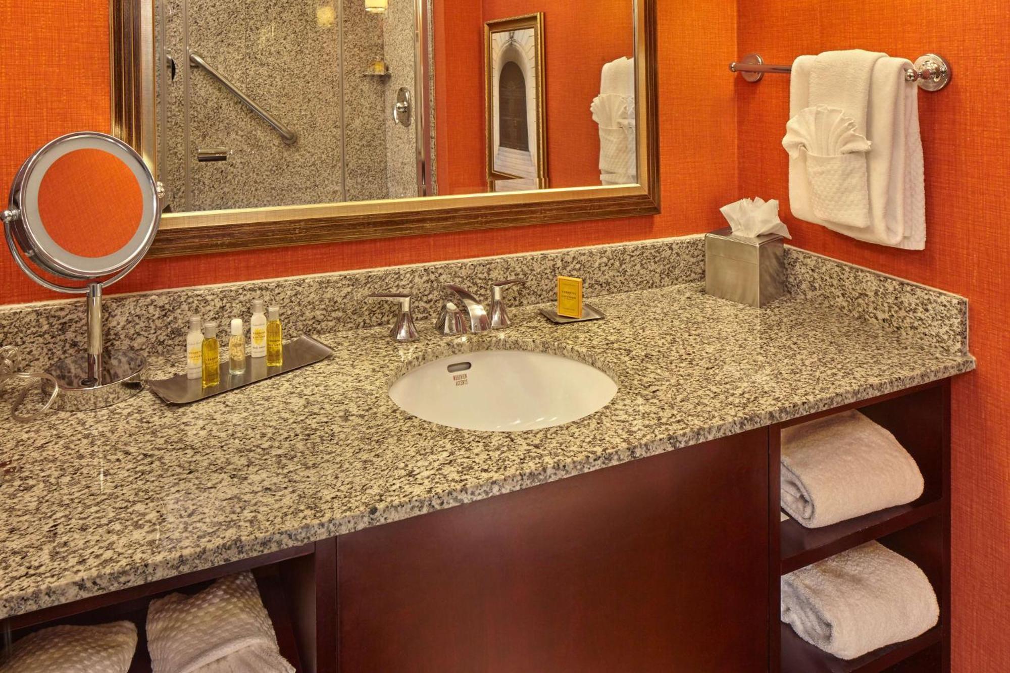 Doubletree By Hilton Hotel