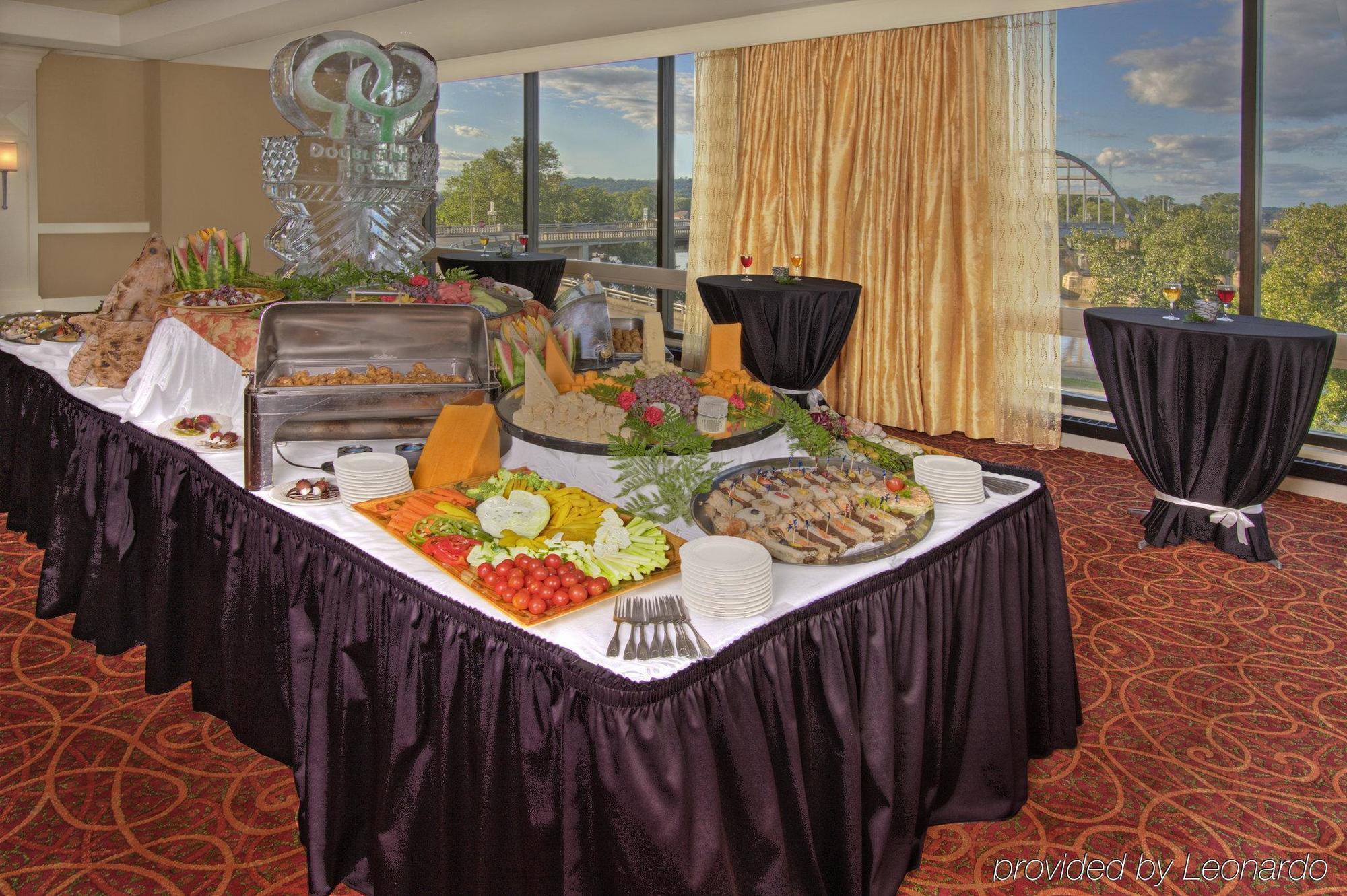 Doubletree By Hilton Little Rock