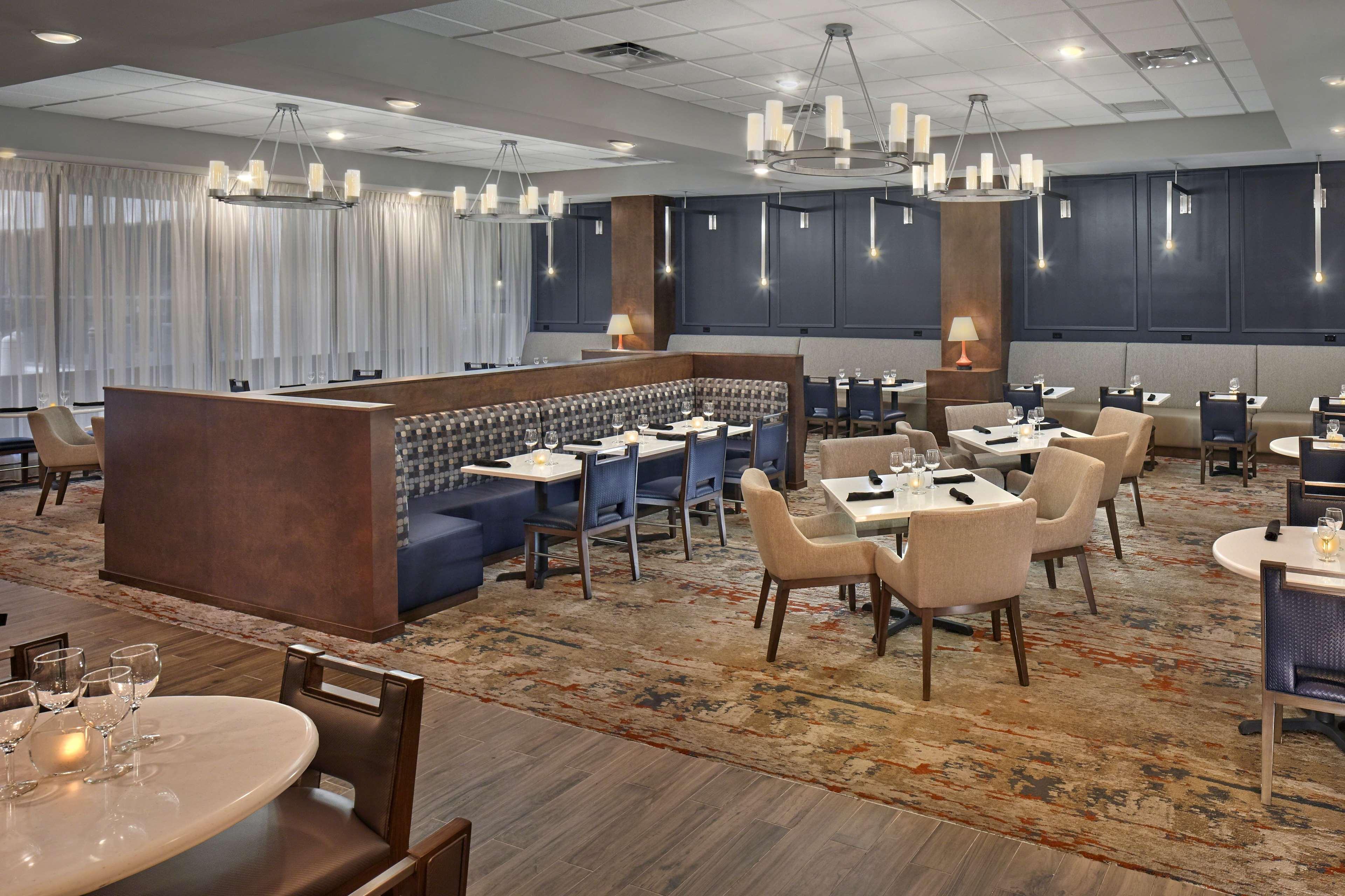 Hotel Doubletree By Hilton Little Rock